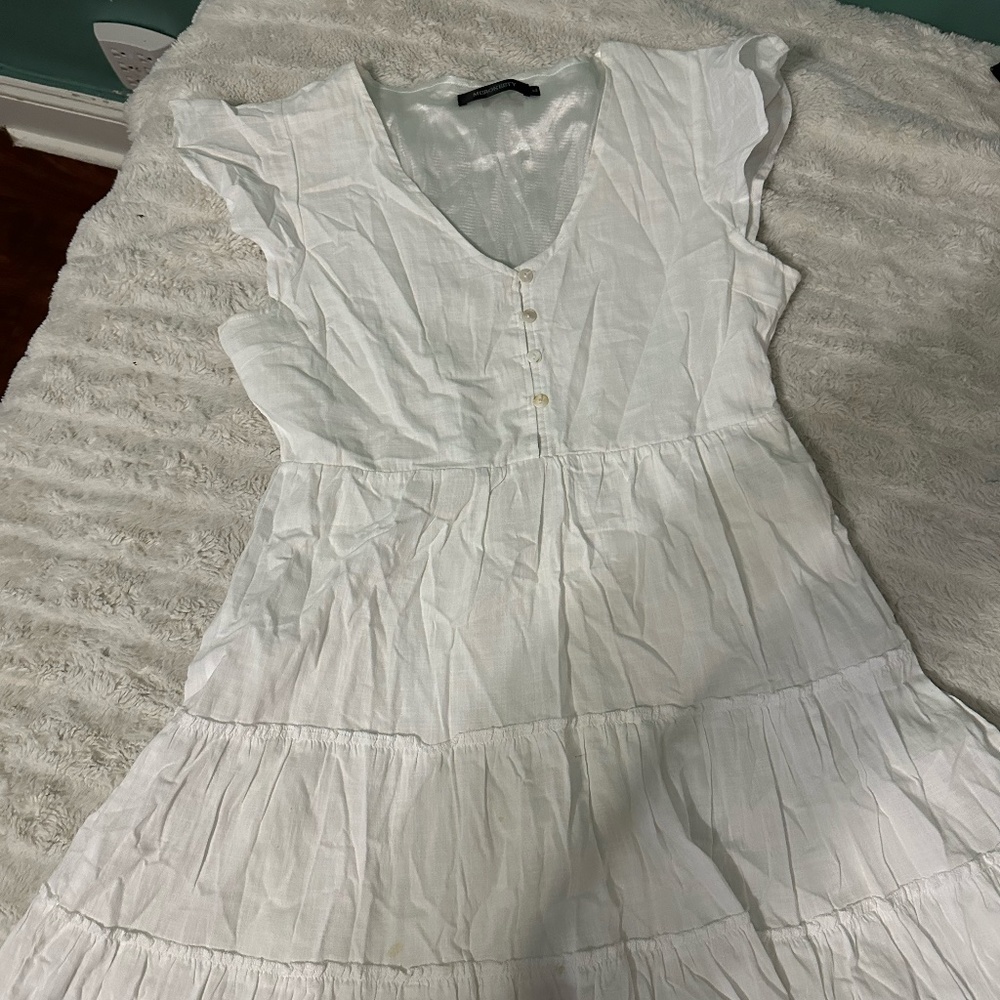 White Merokeety ruffled dress